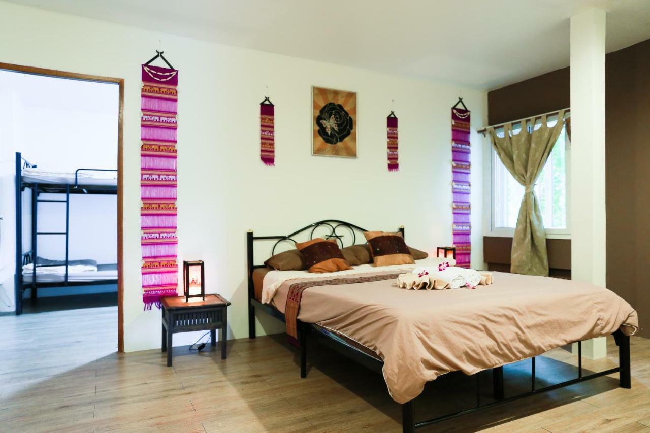 Cool Guesthouse Chiang Mai Exterior photo