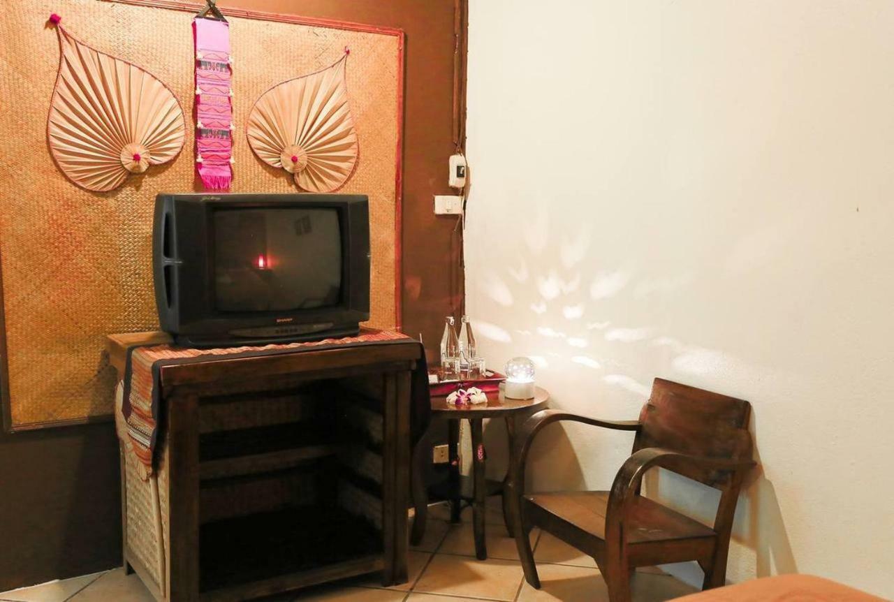 Cool Guesthouse Chiang Mai Exterior photo